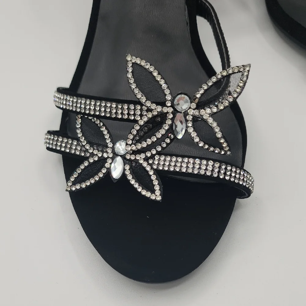 Diva Elegant Black Sandals with Silver Embellishments